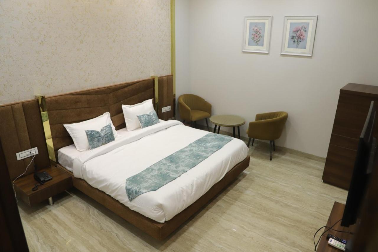 The Royal Casa Hotel Ludhiana Ngoại thất bức ảnh